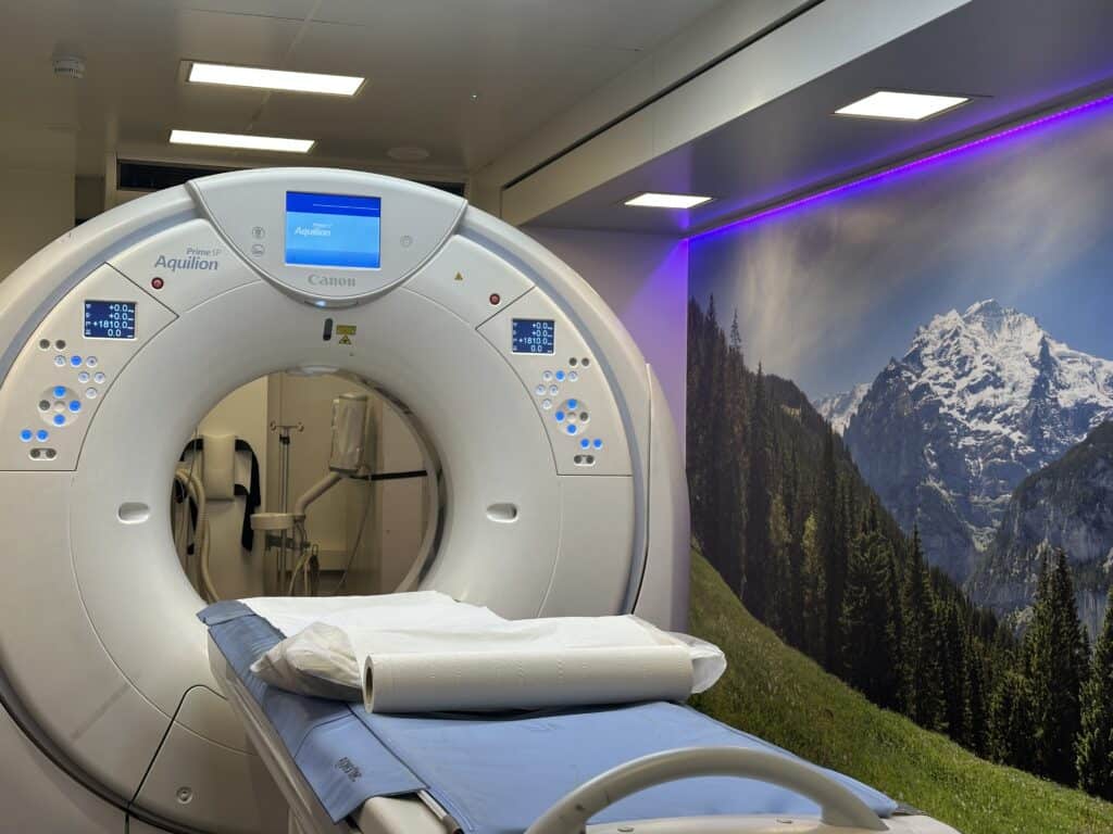 An image of a CT scanner